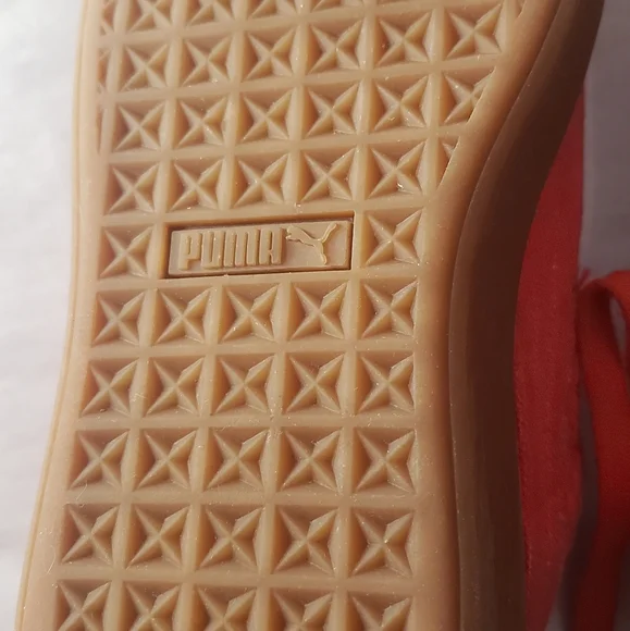 Platform Puma Sneakers - Picture 7 of 8
